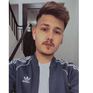 Meet your Posher, Karan